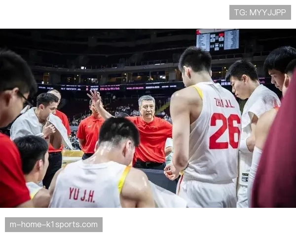 王浩然篮板保护积极,场均6.3个前场篮板创造二次进攻机会 王浩然篮板保护积极,场均6.3个前场篮板创造二次进攻机会